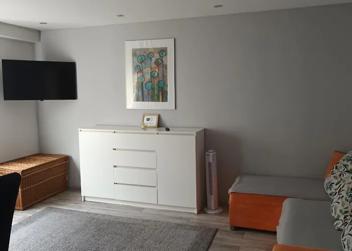 Modern 9 * Čenstochová